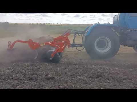 Видео: І знову діскова борона "ТАУРАС-3,4" у роботі.