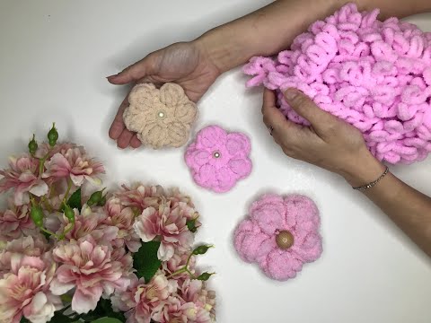 Видео: Куда пристроить остатки?! 🌷Цветочки из остатков alize puffy и alize puffy fine