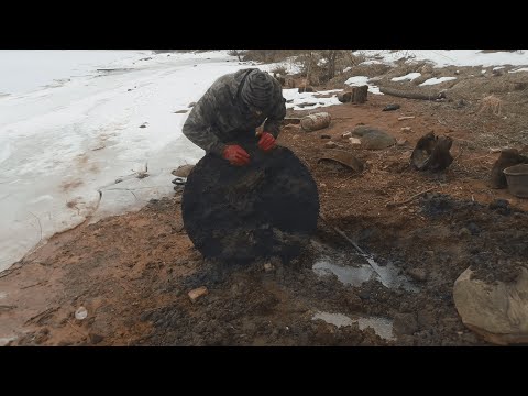 Видео: Нашли на берегу тяжеленые железки. Коп Металлолома!!