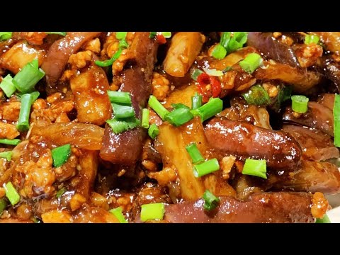 Видео: Жареные баклажаны с рыбным вкусом 鱼香茄子   Китайская кухня 中国美食
