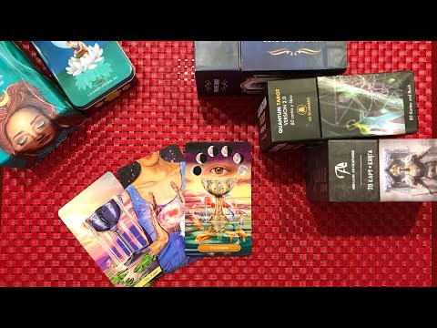 Видео: Моя коллекция Таро 2: Совет мудрейших или обзор «рабочих лошадок». Немного обо мне | энергетика Таро