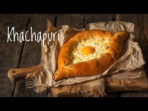 Видео: Хачапури по-аджарски — сырное чудо из Грузии!