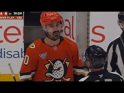 Видео: Его за ЭТО выгнали?!