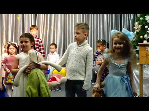 Видео: Новорічна казка 2022-2023 (Приватна Шклоа №5, Дніпро)