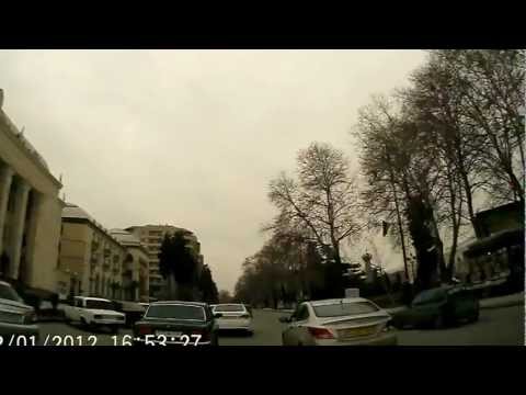 Видео: Прогулка по Гяндже.AVI