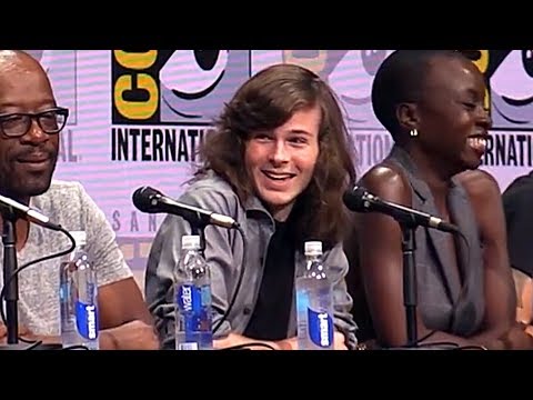 Видео: Карл Сам Называет Себя Коралом на Comic Con 2017