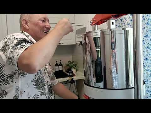 Видео: ГОТОВИМ 100%-Й СОК НА ЗИМУ. Пресс AFFE. Первый блин, хоть и комом, но есть Результат.