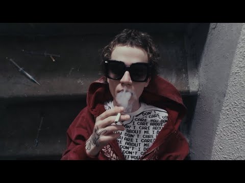 Видео: VILLIAN - Случайно Наступил На Шприц (official music video)