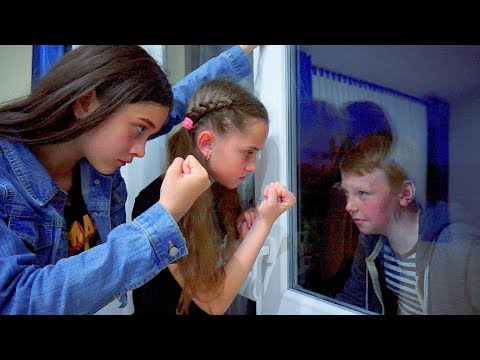 Видео: ПРОНИКЛИ В ДОМ!!!