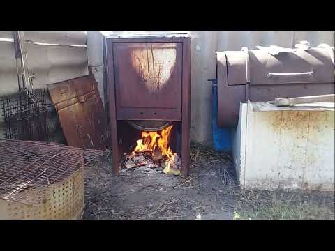 Видео: Жизнь в деревне. Хороший день. Коптим рыбку и едим