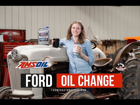 Видео: Замена масла в тракторах Ford, простое пошаговое руководство: Ford Jubilee, NAA, 600, 800, 900 и ...