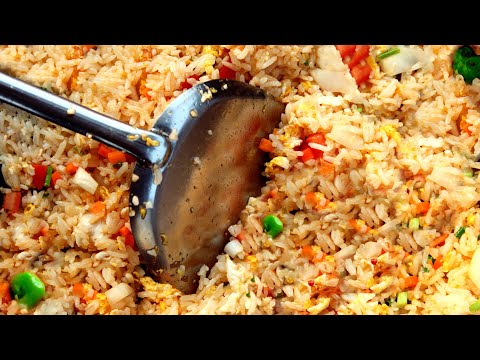 Видео: Рецепт жареного риса | Ужин за 10 минут!