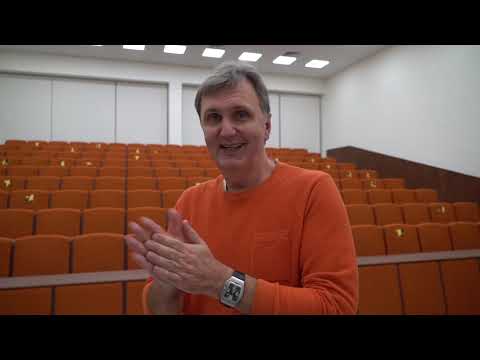 Видео: « Я-студент ГВФ» 5-я игра.  Стас Флоренцев вспоминает байки с рижанами из РКИИГА