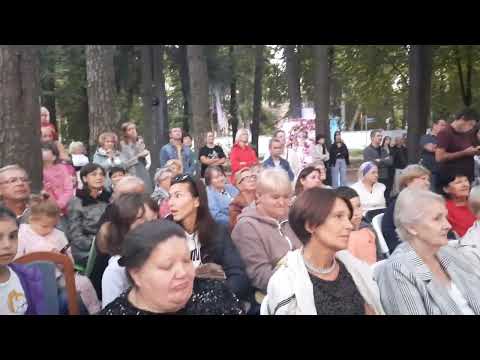 Видео: Шалымовы Варвара и Полина