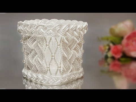 Видео: DIY🌹Нежная корзина для орхидеи из пластикового контейнера и белого шнура