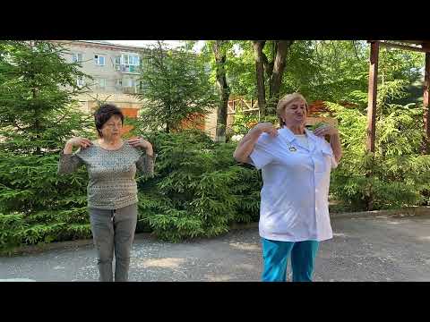 Видео: Скандинавская ходьба. Техника скандинавской ходьбы.