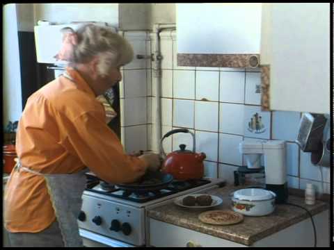 Видео: Ералаш №118 "Взрослые не обманывают"