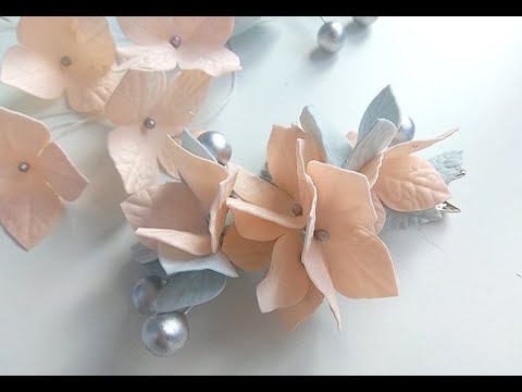Видео: Простые цветы  Гортензия из фоамирана Заколка