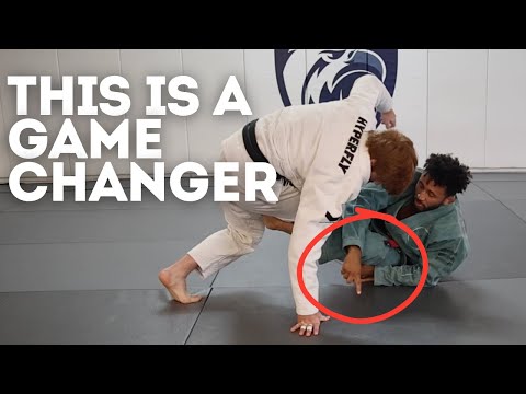 Видео: Этот единственный взмах навсегда изменит вашу игру в De La Riva / Отбрасывающий взмах от De La Riva