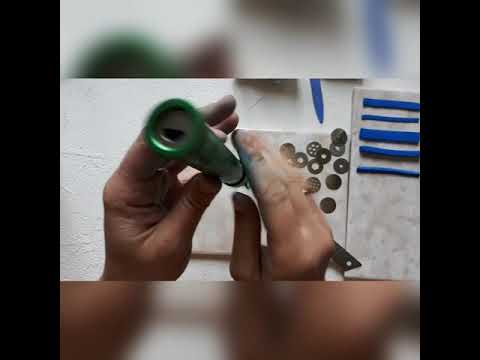 Видео: ЭКСТРУДЕР! для полимерной глины! НУЖЕН ЛИ?!