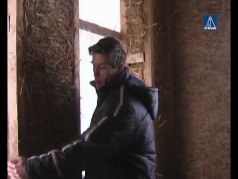 Видео: Технология строительства из легкого самана, Экопоселение Ковчег, часть 1
