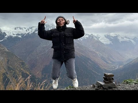 Видео: 45. Домбай - подъем на 3000 м, сгоревший лес, водопады.