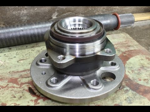 Видео: Замена ступицы полуоси на Фольксваген Крафтер 35,Мерседес Спринтер.
