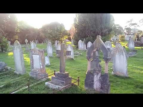Видео: 403. Английские кладбища,  английские похороны. Как хоронят в Англии