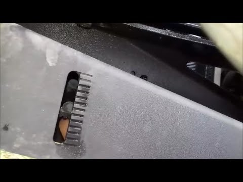 Видео: 27.100 Harley-Davidson Как натянуть ремень привода на мотоцикле Harley-Davidson