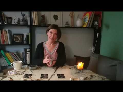 Видео: 🔥 КАК ВАМ ЖИВЕТСЯ ДРУГ БЕЗ ДРУГА? Гадание таро для мужчин и женщин