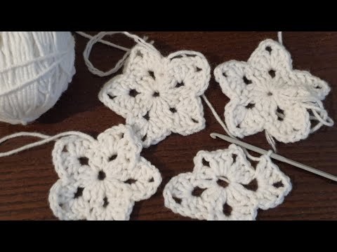 Видео: Снежинки-звездочки крючком/ Мастер-класс/ Уроки вязания