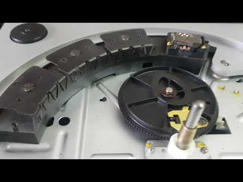 Видео: Арктур 006 плавающие обороты или не стартует диск