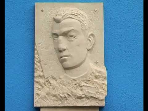 Видео: 90 години Спартак Варна-интервюта с легенди на клуба