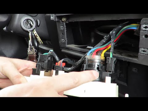 Видео: Jeep Wrangler 2001 Замена вакуумного переключателя отопителя