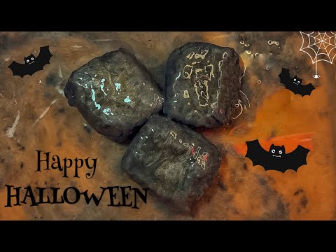 Видео: ASMR 🎃 HALLOWEEN Soaps Set 🎃 Soaked BLACK Soap || АСМР Мыление и Размокшее Мыло 🎃 ХЕЛЛОУИН #asmr