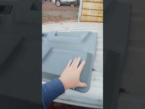 Видео: Замена дверных карт ГАЗ соболь