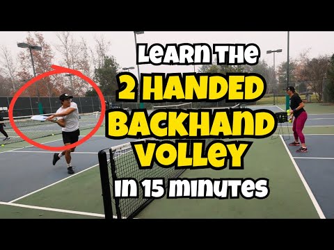 Видео: Удар слева двумя руками (продвинутое руководство) | при участии Энни Тиченор, профессиональная сп...