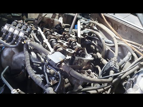 Видео: Установка распредвалов на ГБЦ Чери Истар 2 0