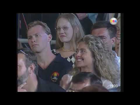 Видео: Голосящий КиВиН в Юрмале - 1999