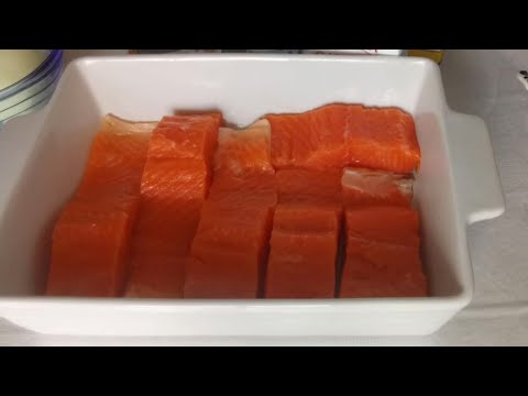 Видео: Засолка форели. Форель в сливочном соусе.