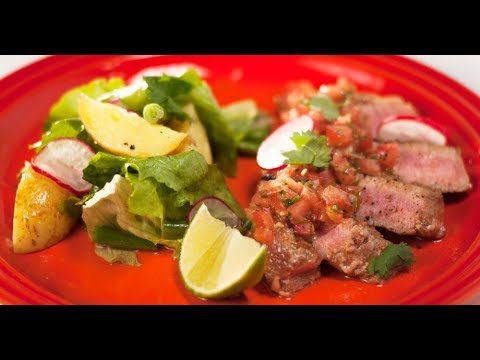 Видео: Тальята из тунца с сальсой и салатом | Дежурный по кухне