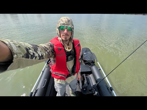 Видео: БЕСКОНЕЧНЫЙ СУДАК! Рыбалка на лайт с лодки как альтернатива ультралайту с берега.