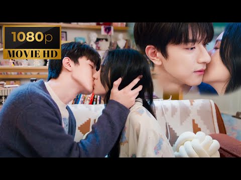 Видео: Когда Золушка поцеловала президента, он страстно поцеловал ее в ответ.