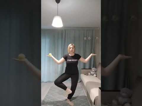 Видео: Упражнения с теннисным мячом