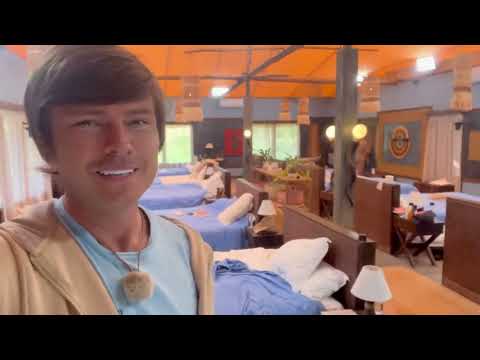 Видео: Прохор Шаляпин на съемках проекта Звезды в Африке. 2023 г.