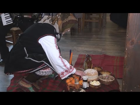 Видео: Коледен празник Фолклорен клуб Тракия гр.Чирпан   28 12 2024