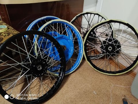 Видео: Как собрать заднее колесо иж 49 или собираем колесо. Немного рабочего процесса с обьяснением.