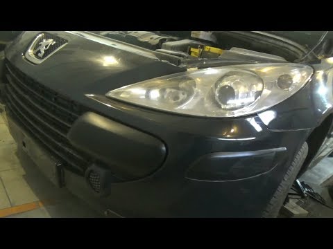 Видео: Как снять передний бампер. Peugeot 307.