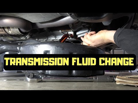 Видео: Замена трансмиссионной жидкости Acura MDX. Обслуживание каждые 30 000 миль.