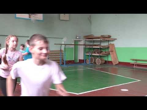 Видео: Урок физкультуры в 5 "Б" классе МОУ СОШ № 2 р  п  Колышлей (Пензенская область)